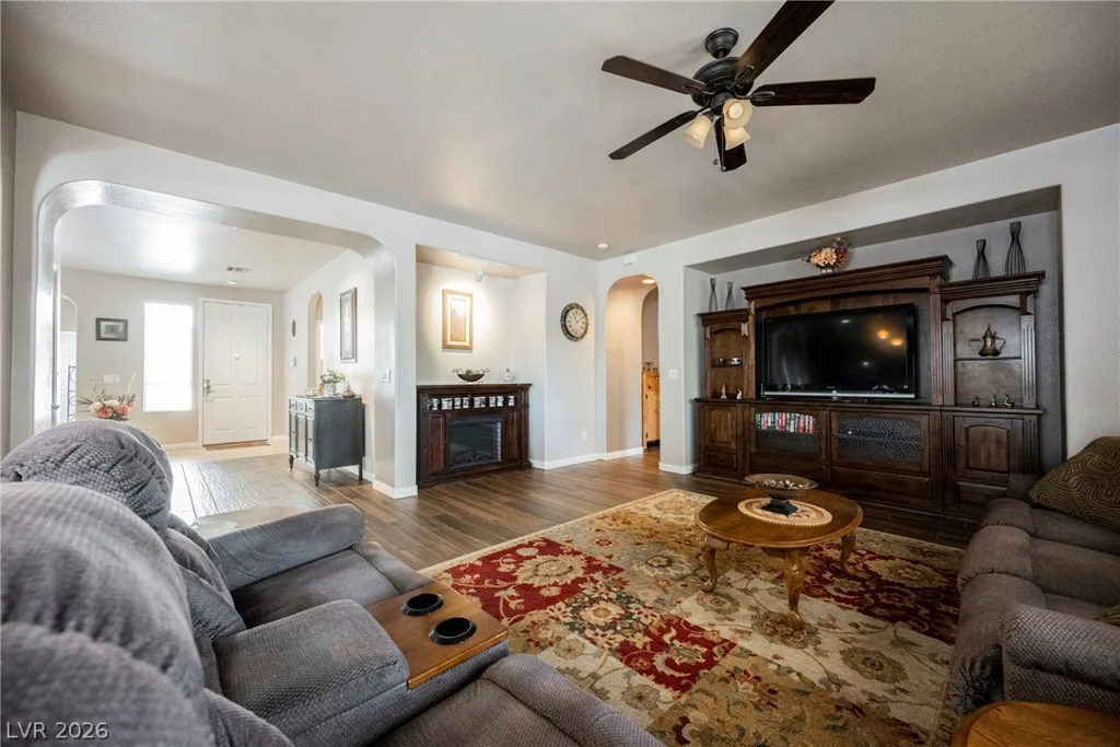 8054 Meadow Pasture, North Las Vegas, NV 89085