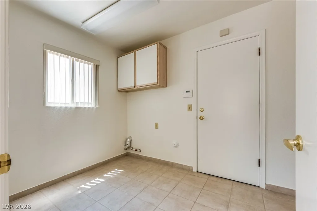 8809 Villa Ridge, Las Vegas, NV 89134