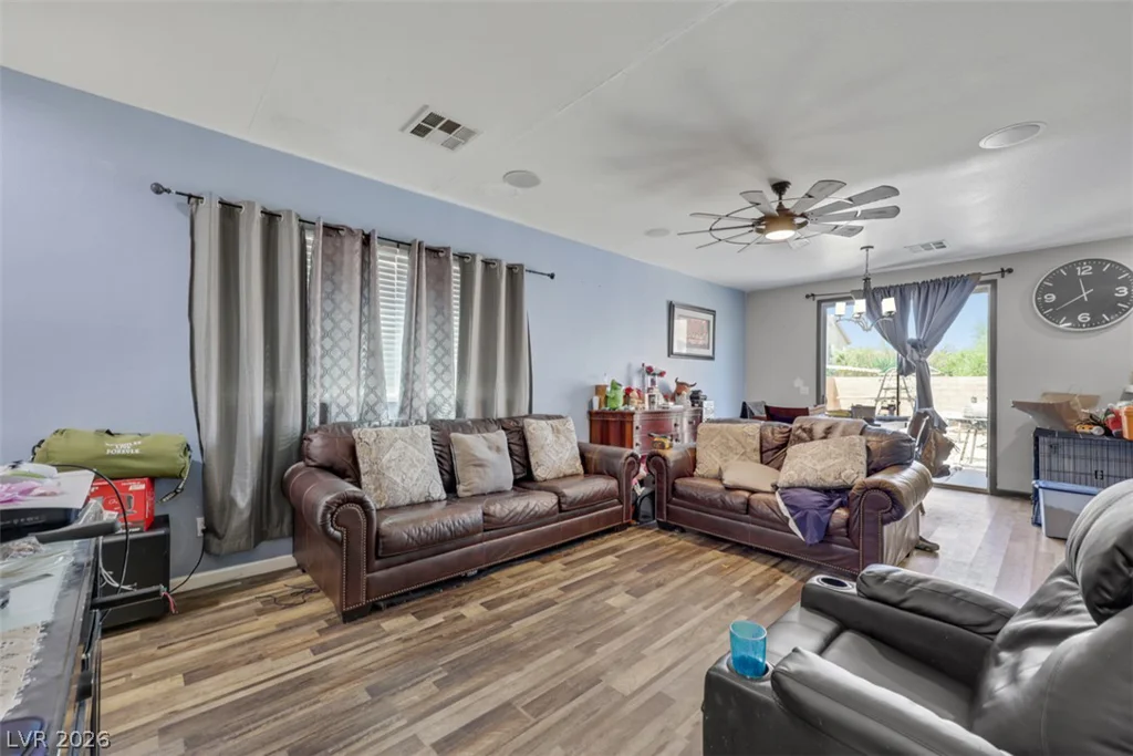 3715 Kit Fox, Las Vegas, NV 89122