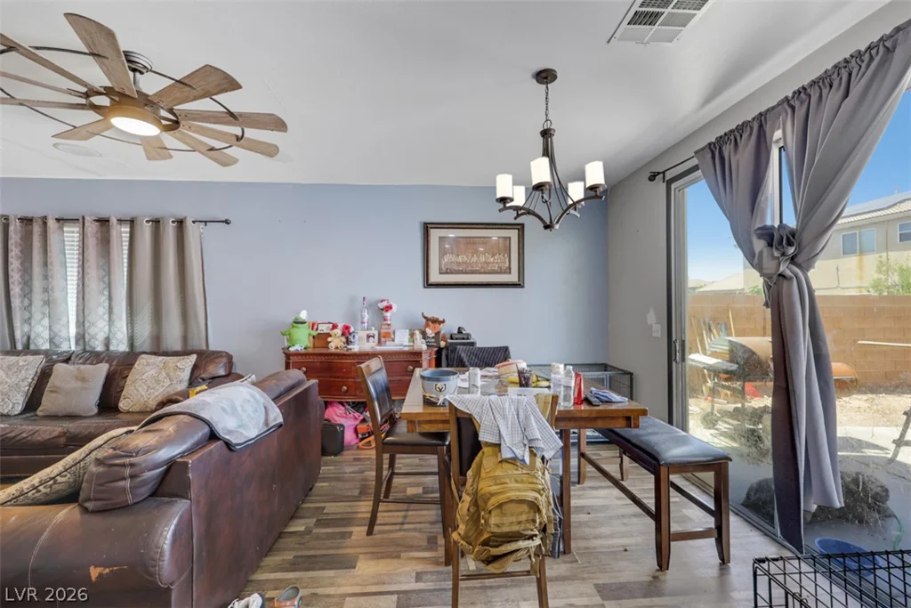 3715 Kit Fox, Las Vegas, NV 89122