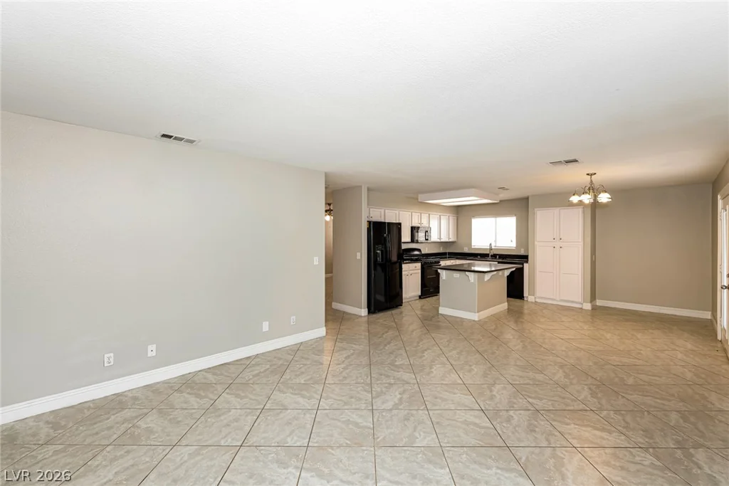 6564 Arrow Creek, Las Vegas, NV 89156