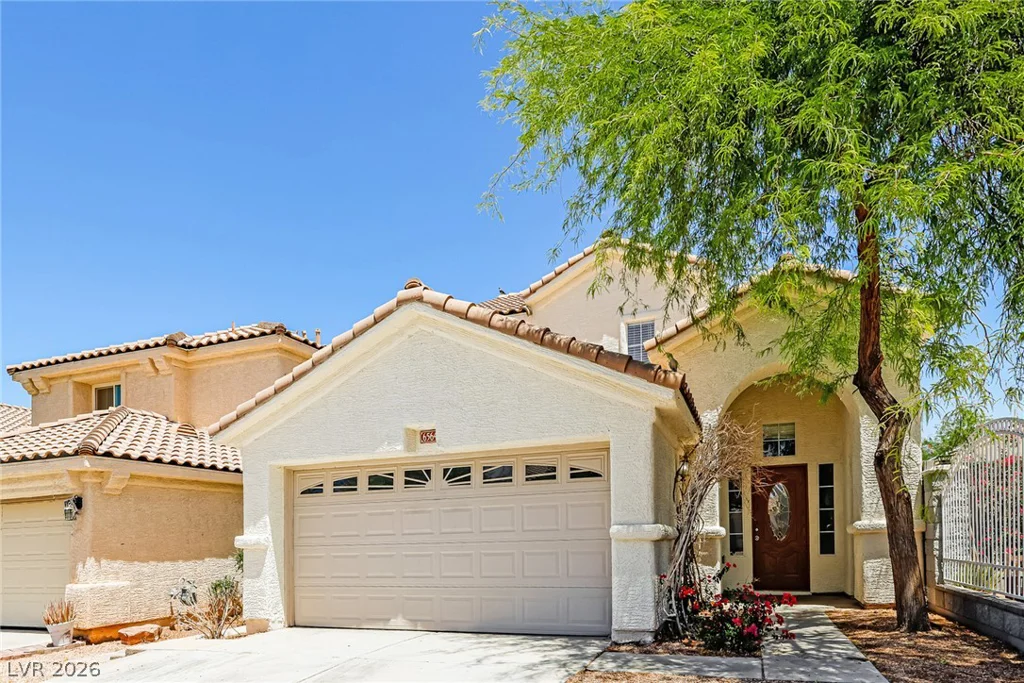 6564 Arrow Creek, Las Vegas, NV 89156
