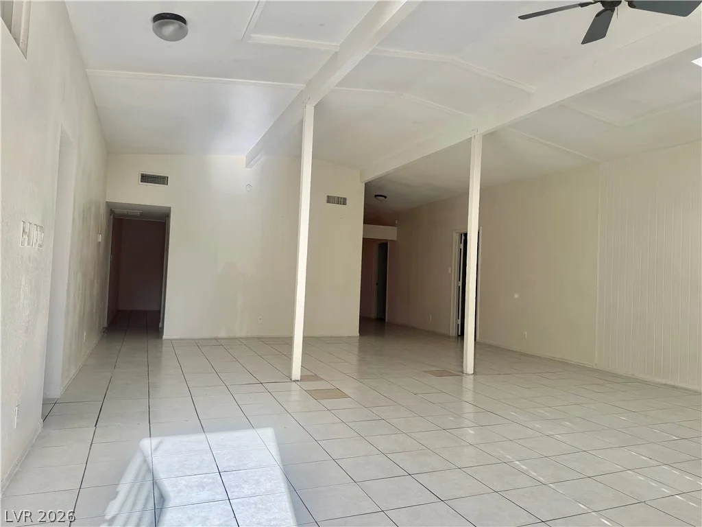 221 Milinane, Las Vegas, NV 89107