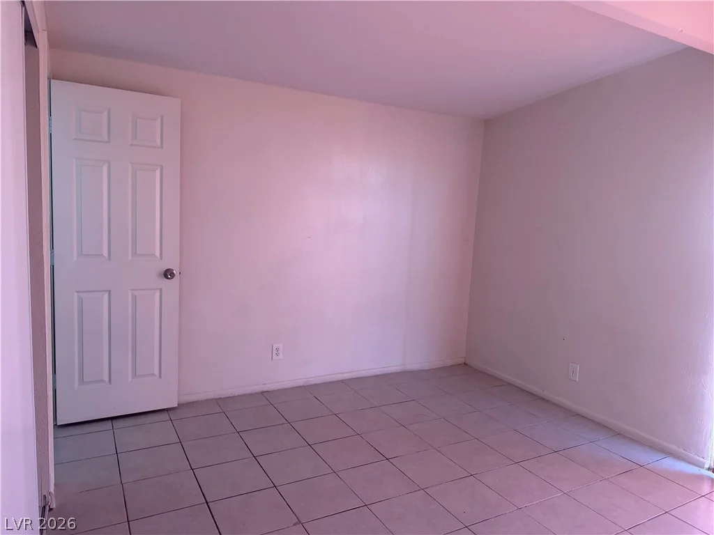 221 Milinane, Las Vegas, NV 89107