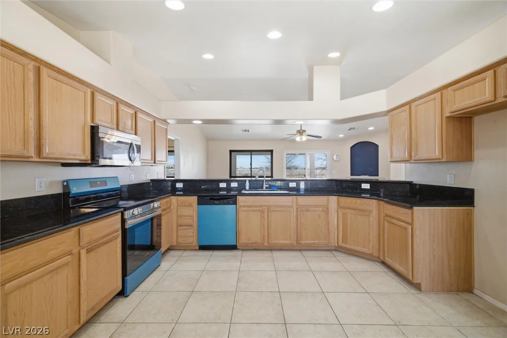 701 Mount Charleston, Pahrump, NV 89048