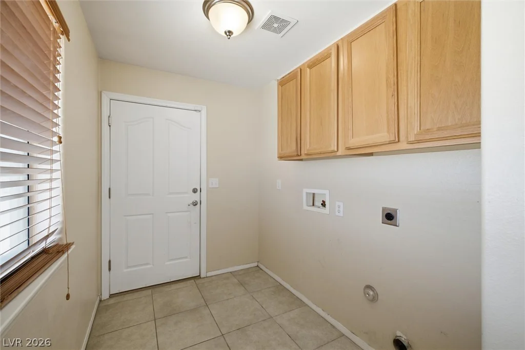 701 Mount Charleston, Pahrump, NV 89048