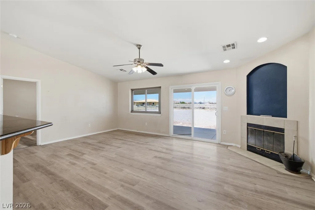 701 Mount Charleston, Pahrump, NV 89048