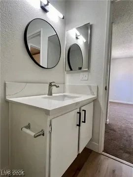 5260 Mission Monterey, Las Vegas, NV 89107