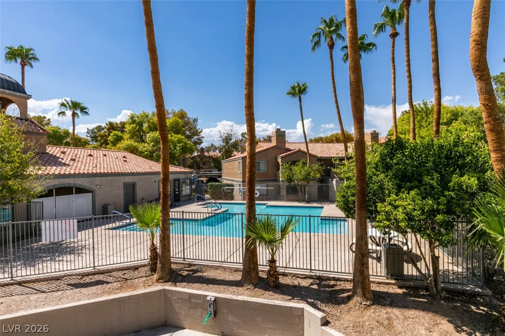 5260 Mission Monterey, Las Vegas, NV 89107