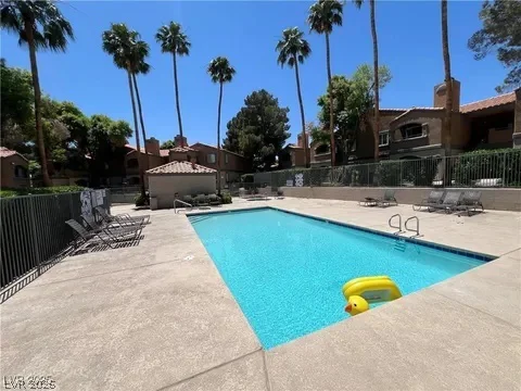 5260 Mission Monterey, Las Vegas, NV 89107