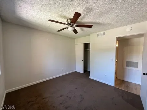 5260 Mission Monterey, Las Vegas, NV 89107