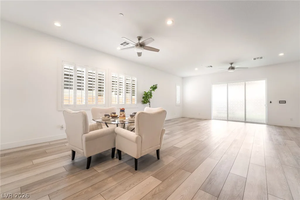330 Meadow Brush, Henderson, NV 89011