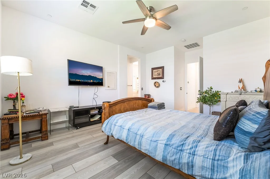 330 Meadow Brush, Henderson, NV 89011