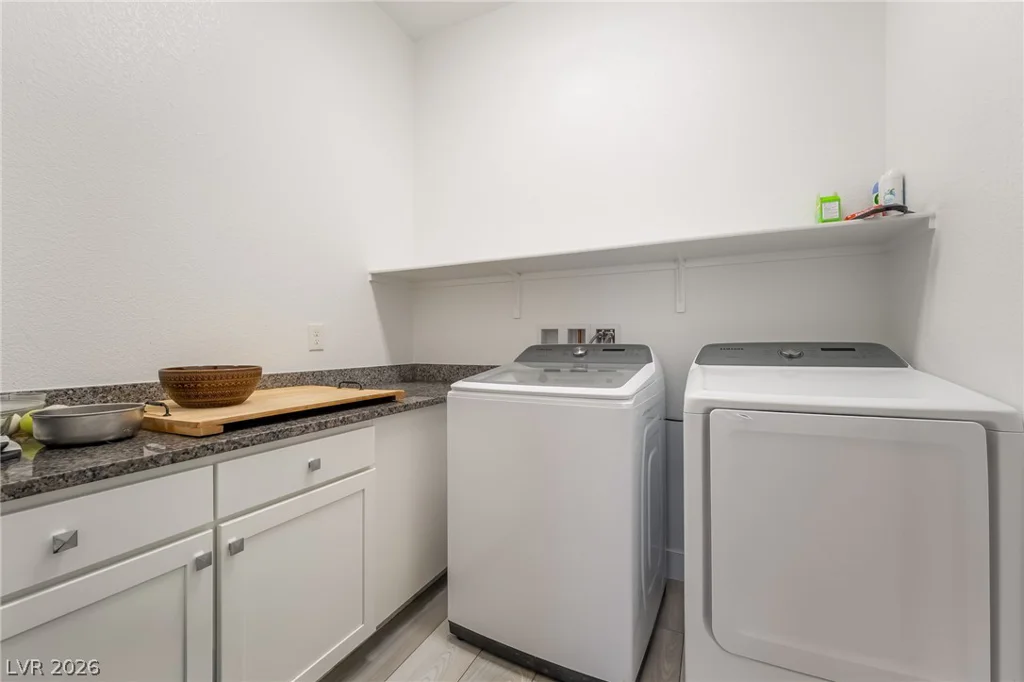 330 Meadow Brush, Henderson, NV 89011