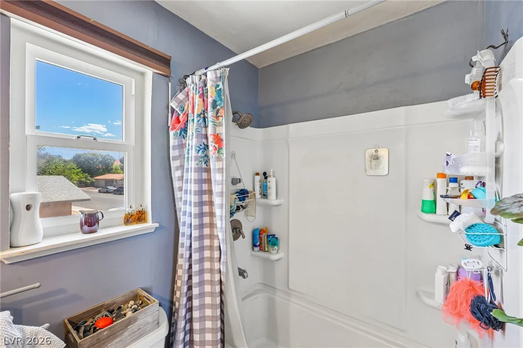 6833 High Bluff, Las Vegas, NV 89108