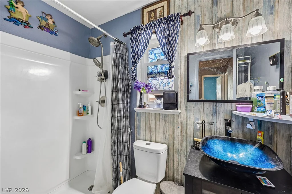 6833 High Bluff, Las Vegas, NV 89108