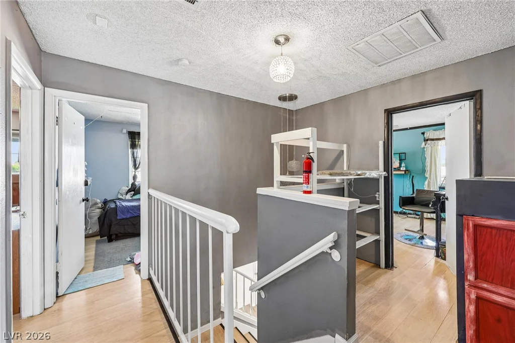 6833 High Bluff, Las Vegas, NV 89108
