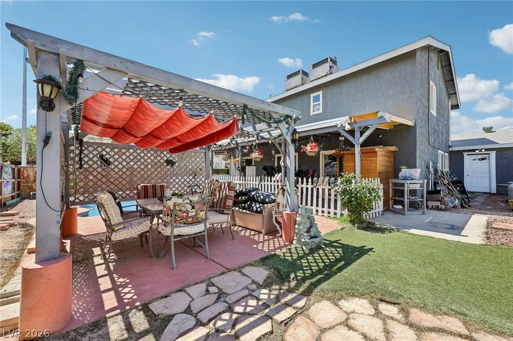 6833 High Bluff, Las Vegas, NV 89108