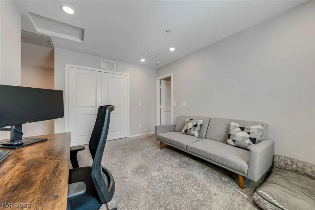 5312 Silver, Las Vegas, NV 89918