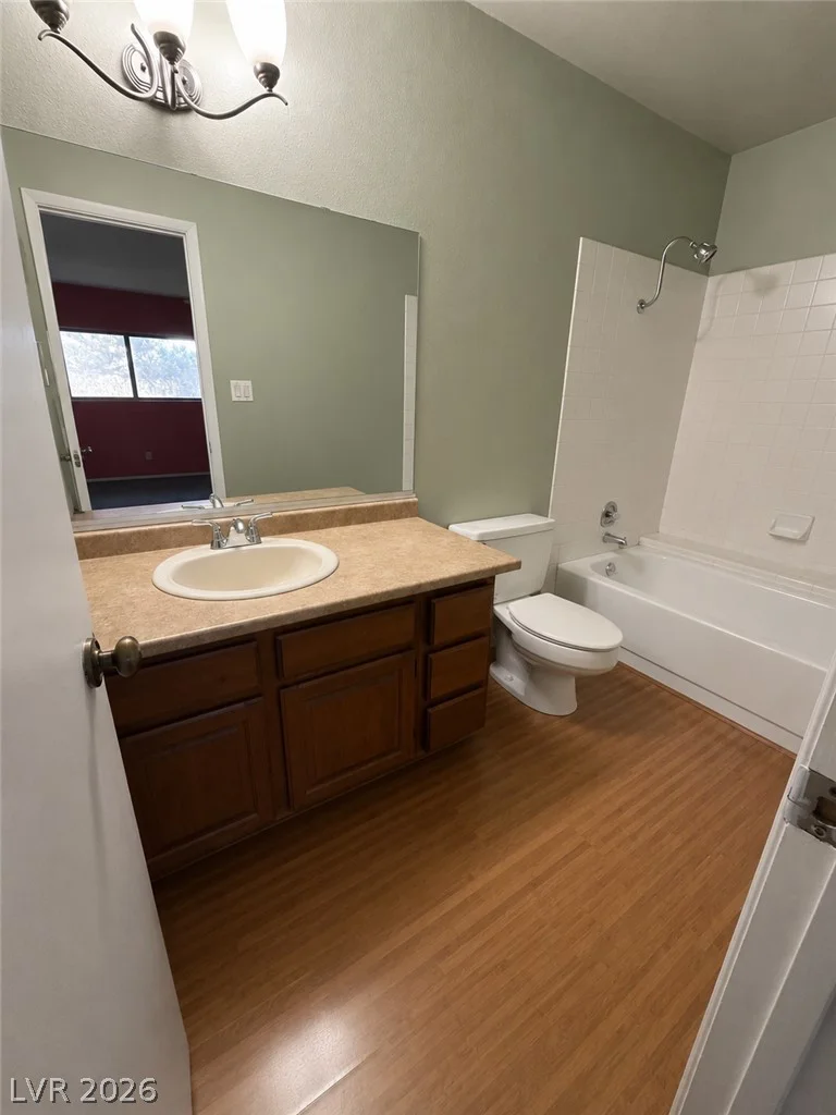 3333 Racquet, Las Vegas, NV 89121