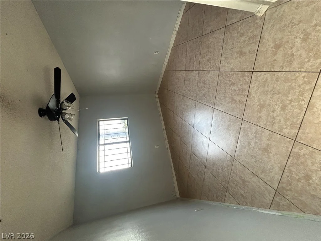 3333 Racquet, Las Vegas, NV 89121