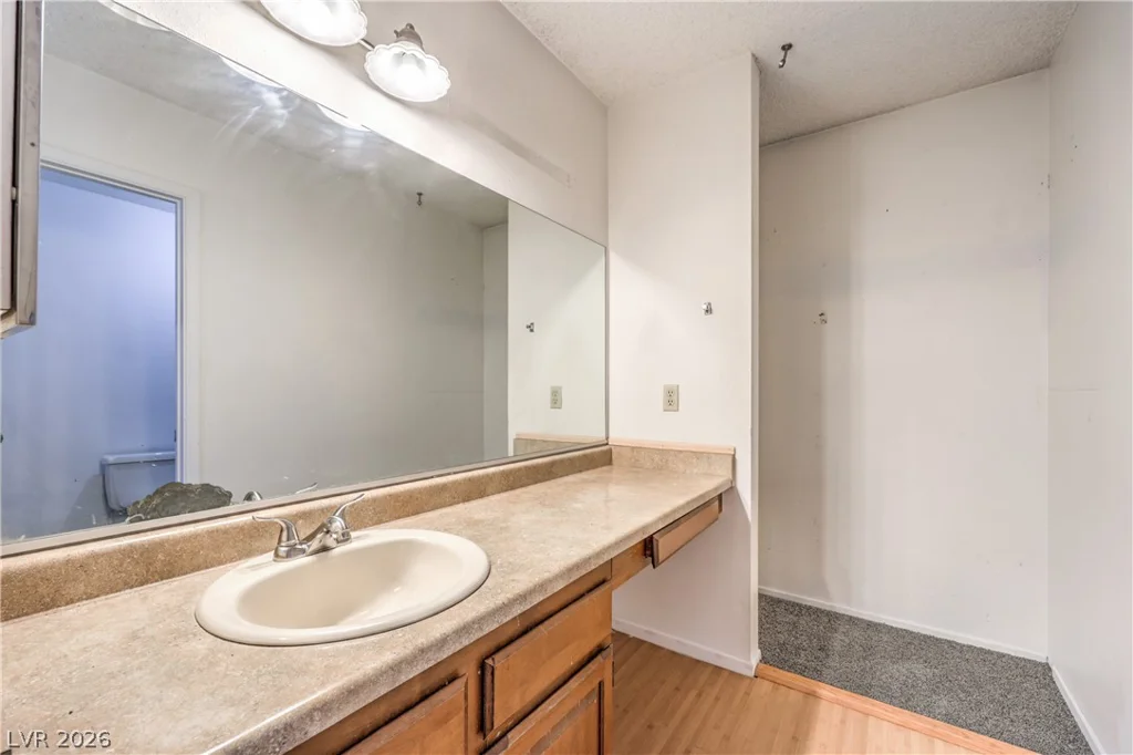3333 Racquet, Las Vegas, NV 89121