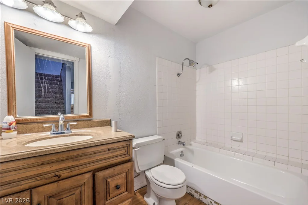 3333 Racquet, Las Vegas, NV 89121