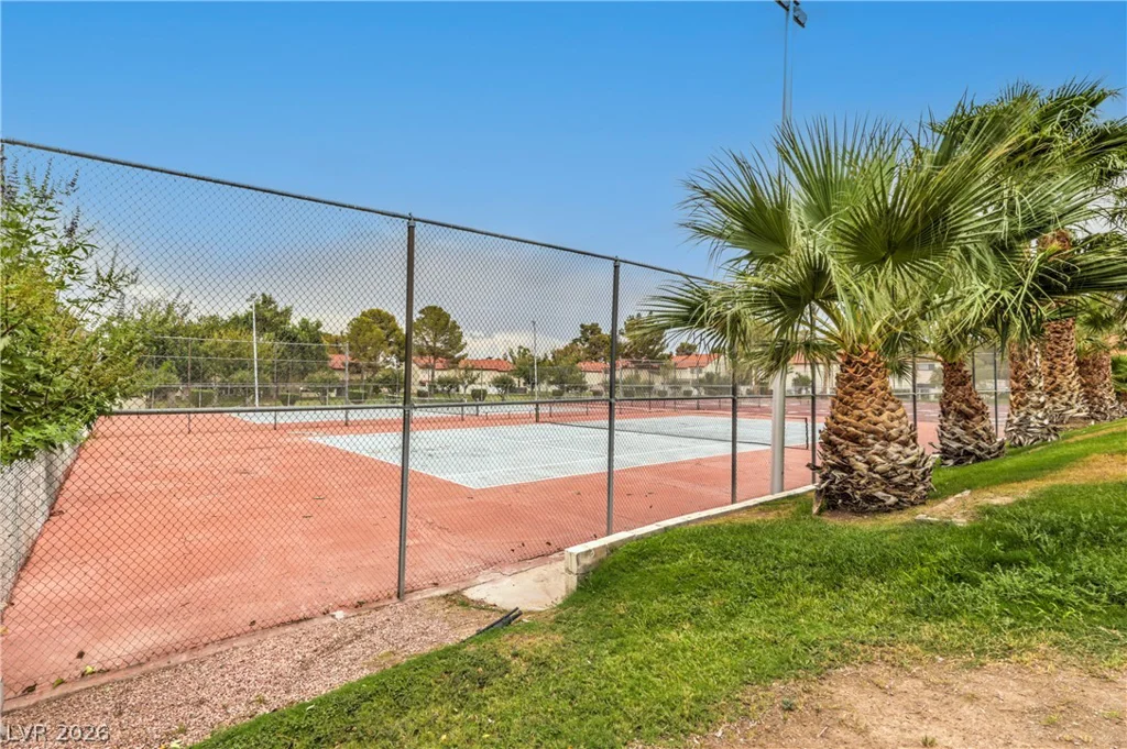 3333 Racquet, Las Vegas, NV 89121