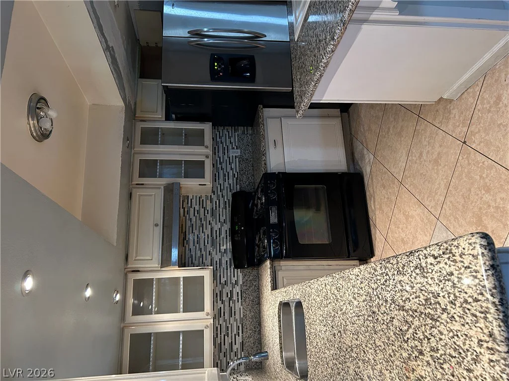 3333 Racquet, Las Vegas, NV 89121