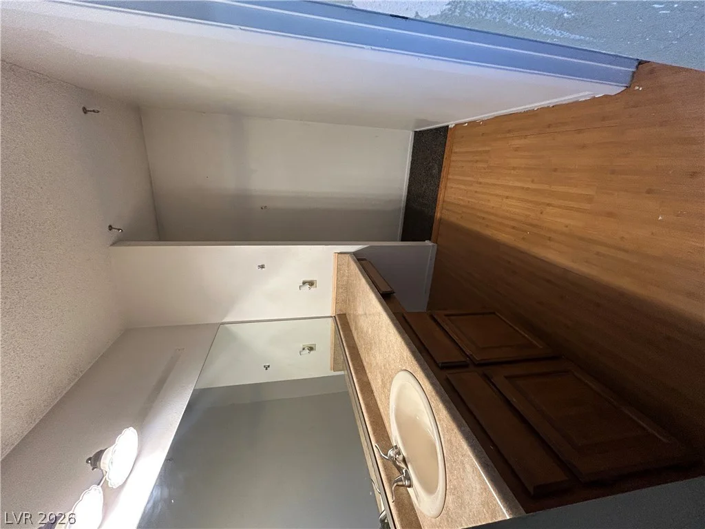 3333 Racquet, Las Vegas, NV 89121