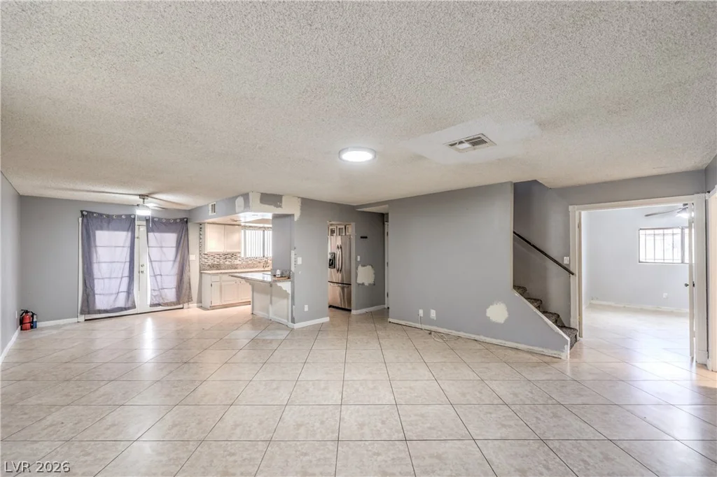 3333 Racquet, Las Vegas, NV 89121