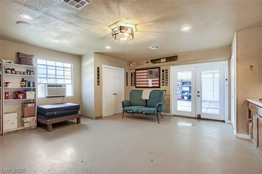 9190 Fisher, Las Vegas, NV 89149