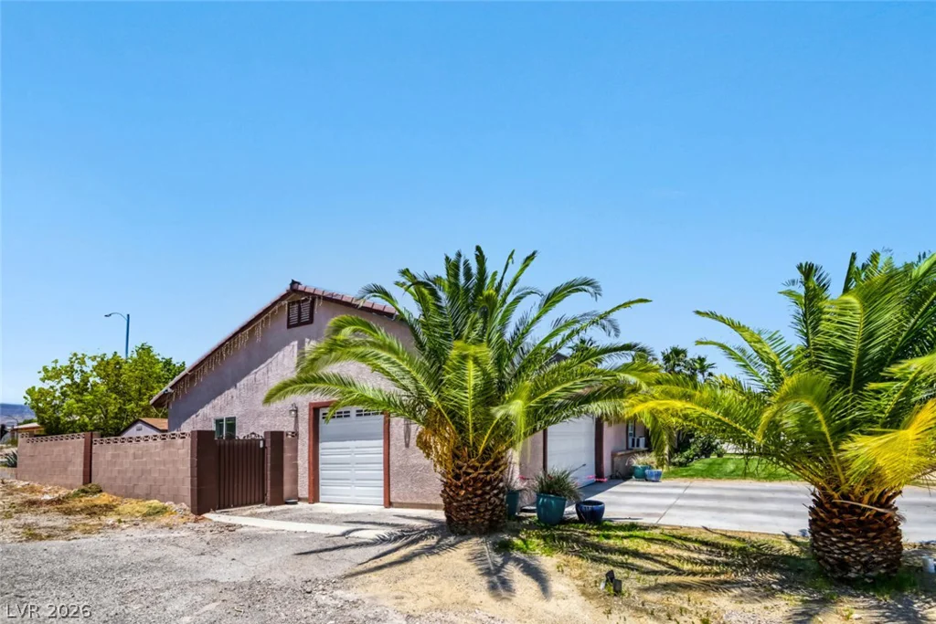 9190 Fisher, Las Vegas, NV 89149