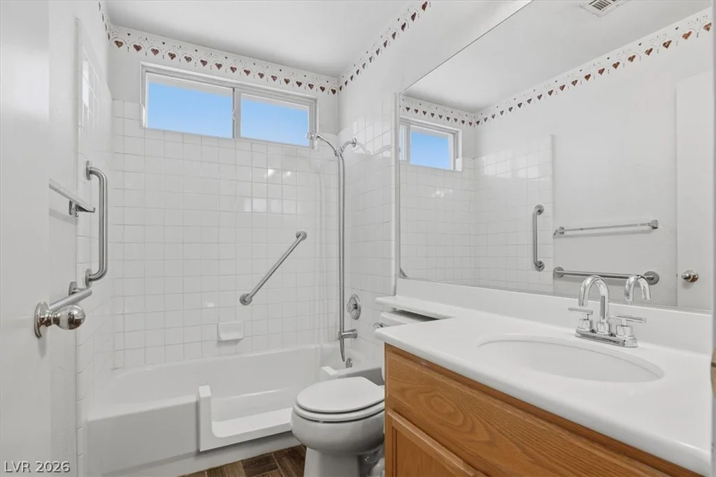 3744 Beacon Point, Las Vegas, NV 89129