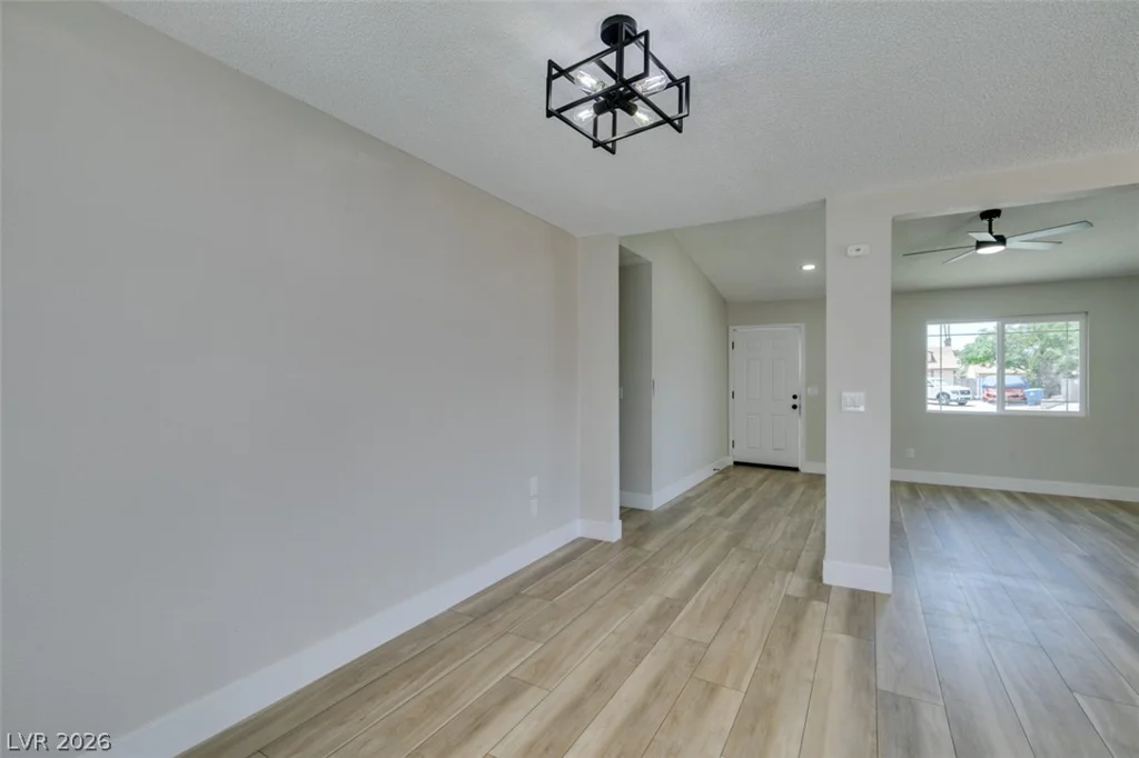 6012 Oceanside, Las Vegas, NV 89108
