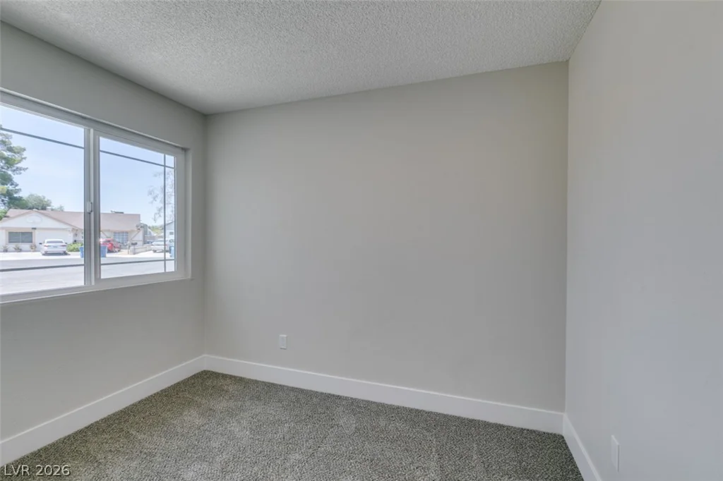 6012 Oceanside, Las Vegas, NV 89108