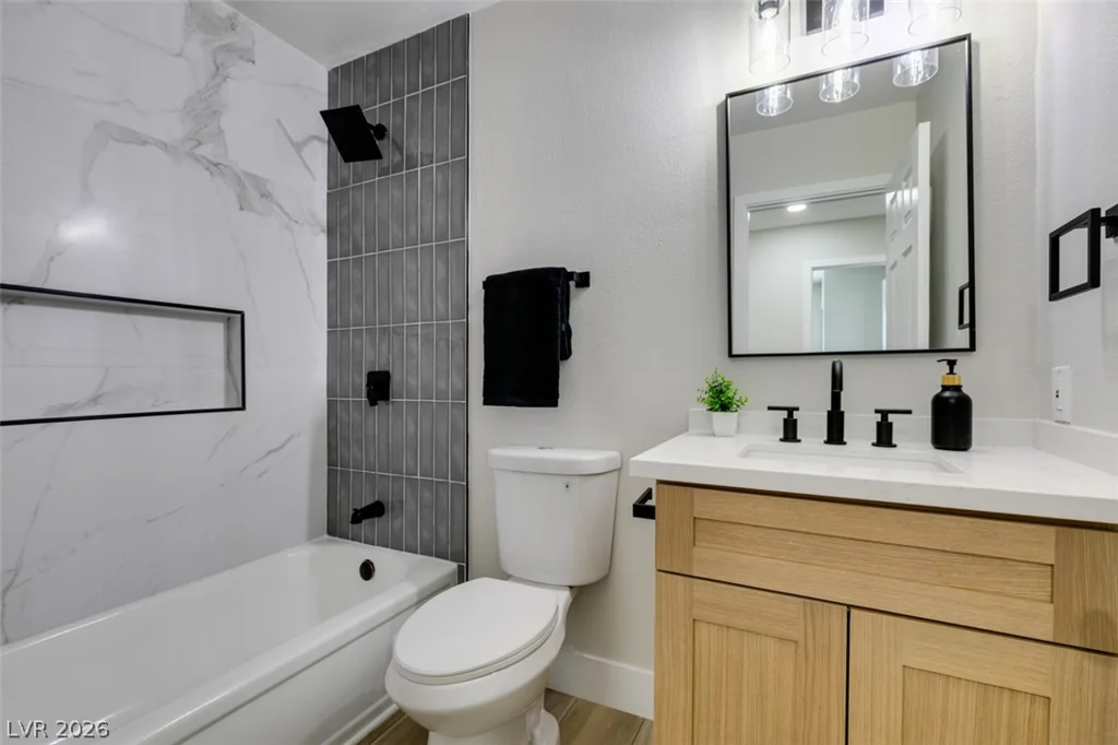 6012 Oceanside, Las Vegas, NV 89108