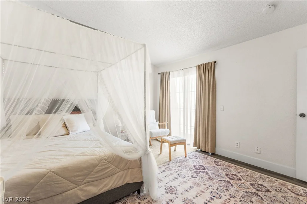 5581 Orchard, Las Vegas, NV 89110