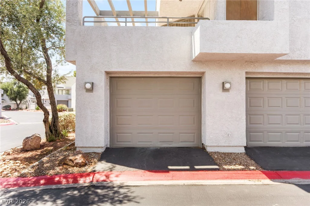 5581 Orchard, Las Vegas, NV 89110