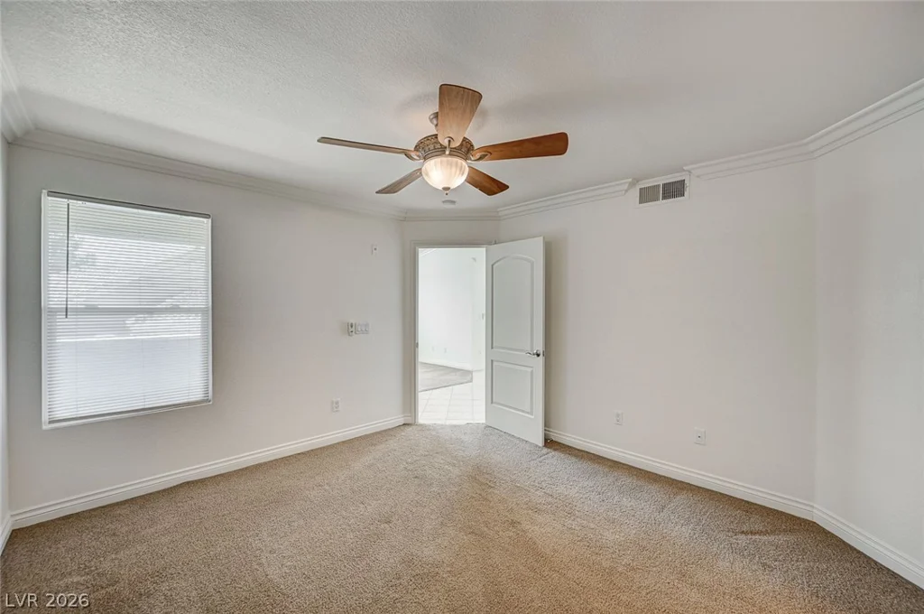 8101 Flamingo, Las Vegas, NV 89147