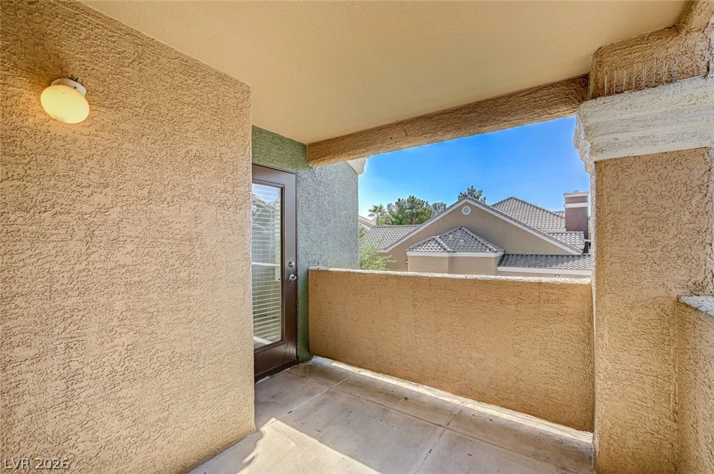 8101 Flamingo, Las Vegas, NV 89147
