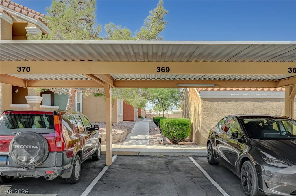 8101 Flamingo, Las Vegas, NV 89147
