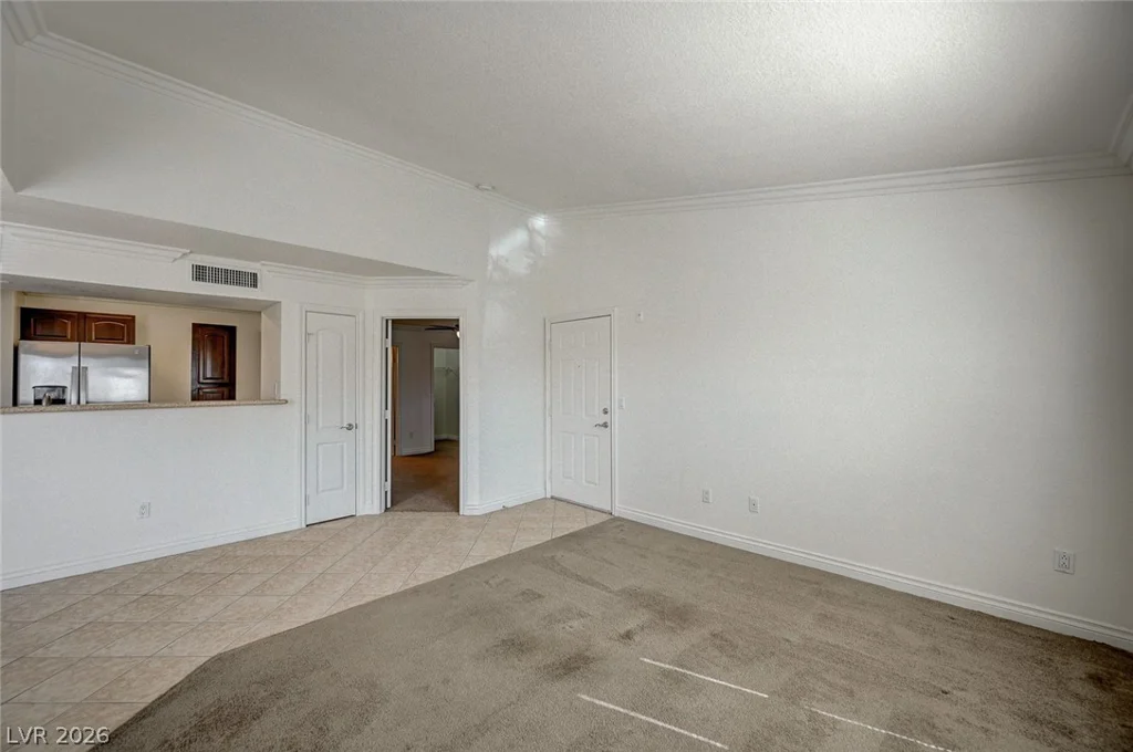 8101 Flamingo, Las Vegas, NV 89147