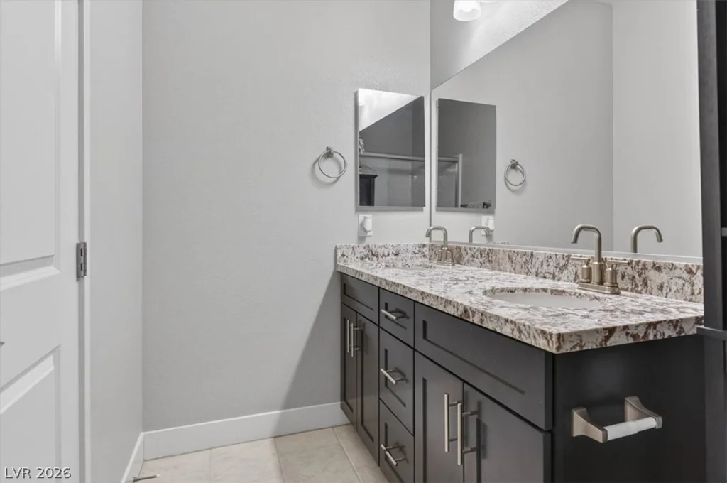 1863 Michael Springs, North Las Vegas, NV 89084