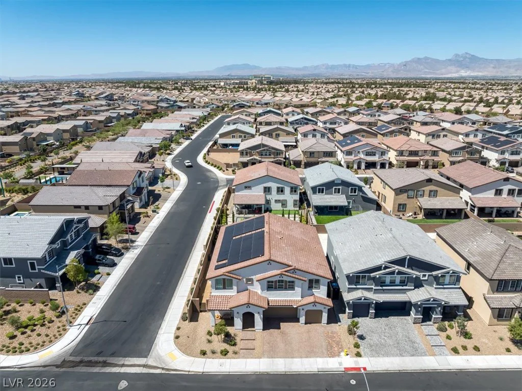 1863 Michael Springs, North Las Vegas, NV 89084