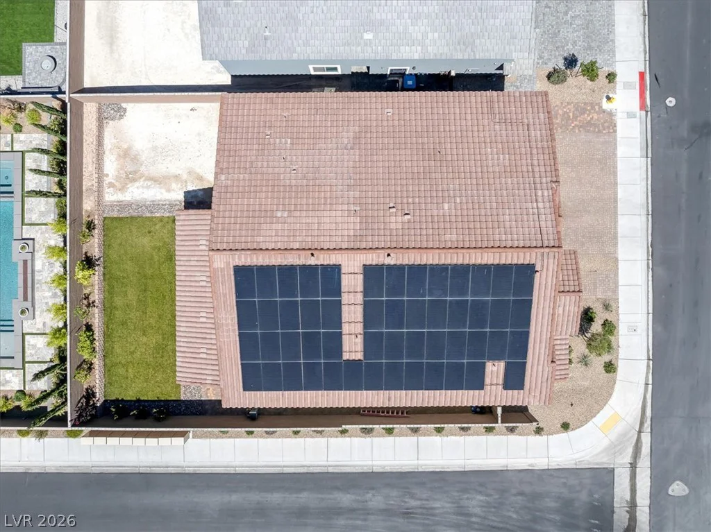 1863 Michael Springs, North Las Vegas, NV 89084