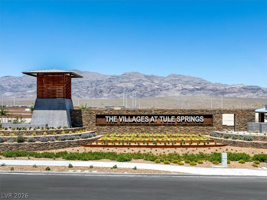 1863 Michael Springs, North Las Vegas, NV 89084