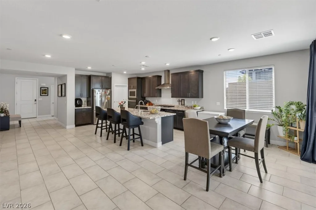 1863 Michael Springs, North Las Vegas, NV 89084