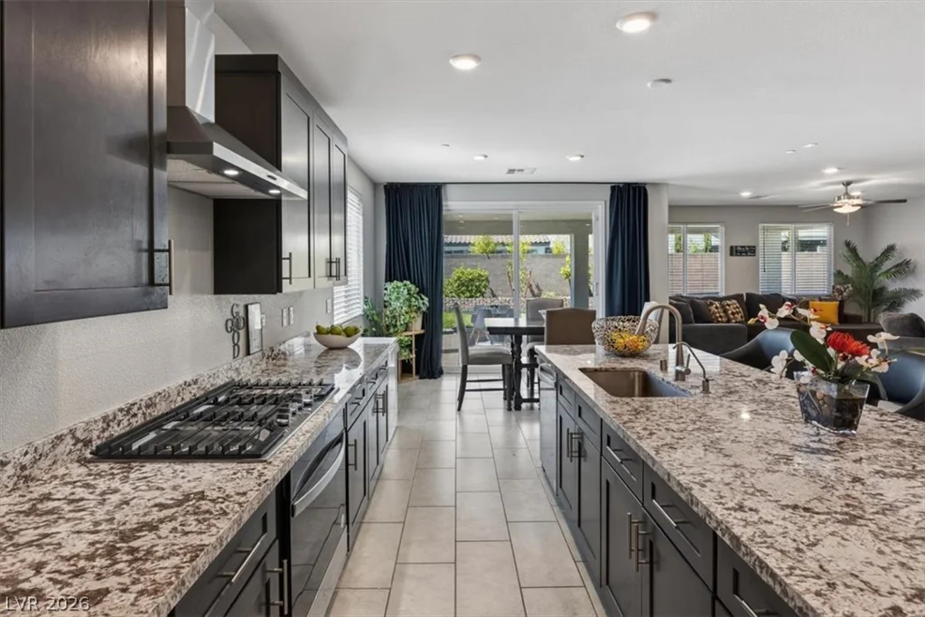 1863 Michael Springs, North Las Vegas, NV 89084