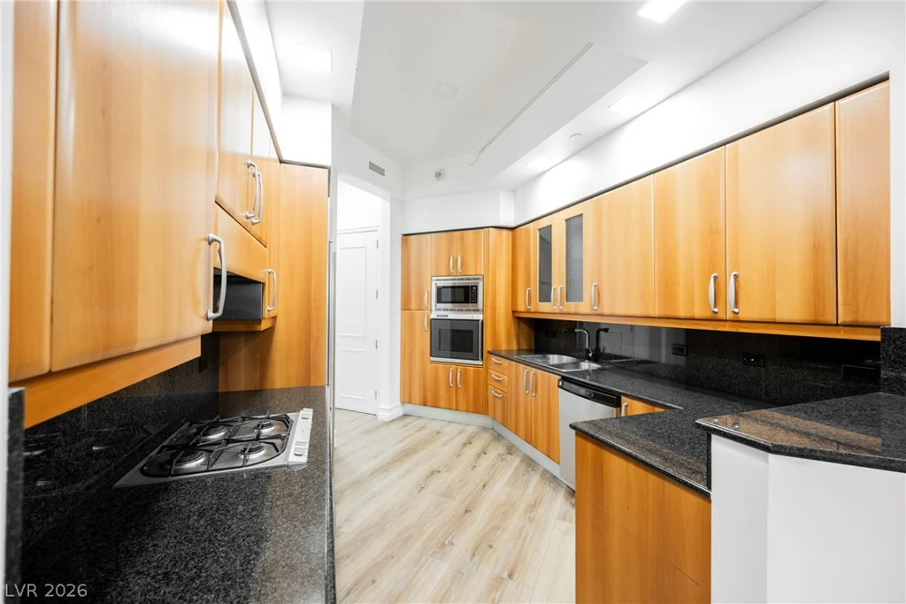 2747 Paradise, Las Vegas, NV 89109